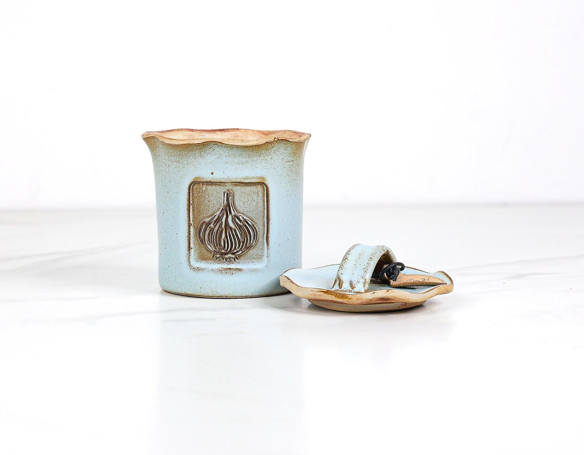 Garlic Keeper (Pick by Color) - Image 12 of 29 | Kitchenware