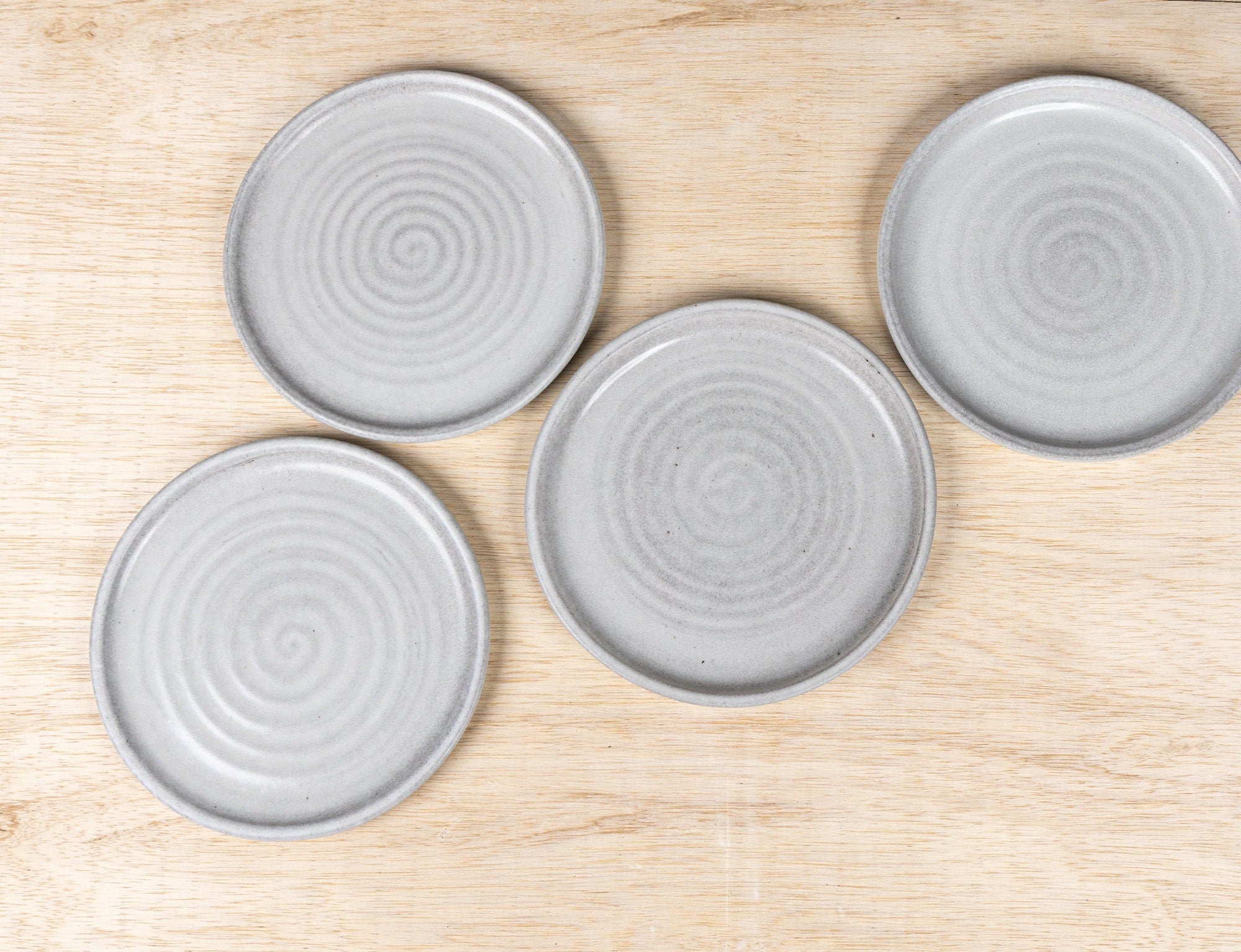 Dinner Plate Set - Image 7 of 8 | Dinnerware