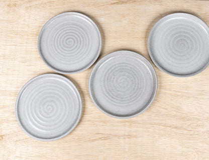 Dinner Plate Set - Image 7 of 8 | Dinnerware