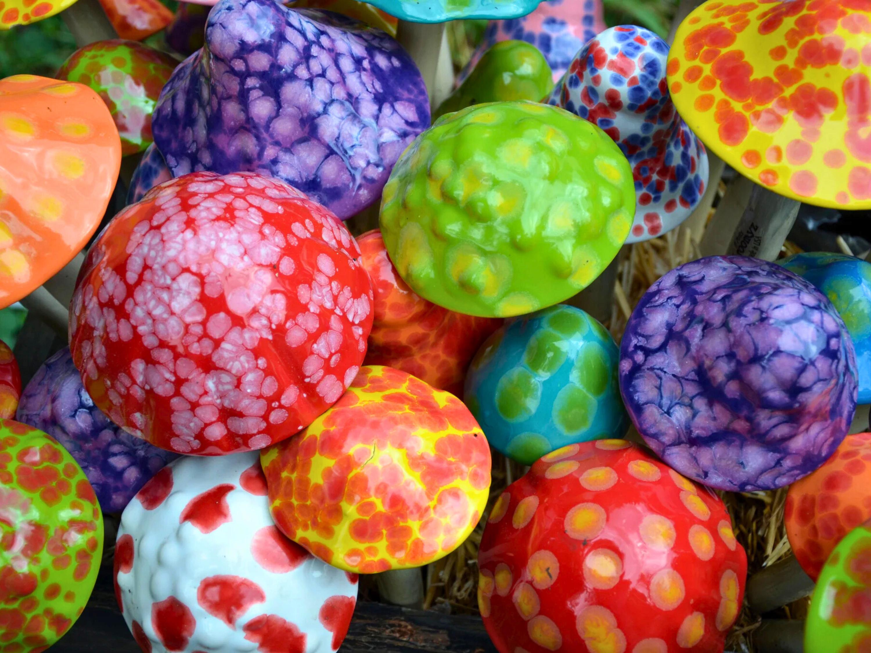 Shroomyz – Funtasmic Collection – Grape Goodness - Image 8 of 9 | Garden Decor