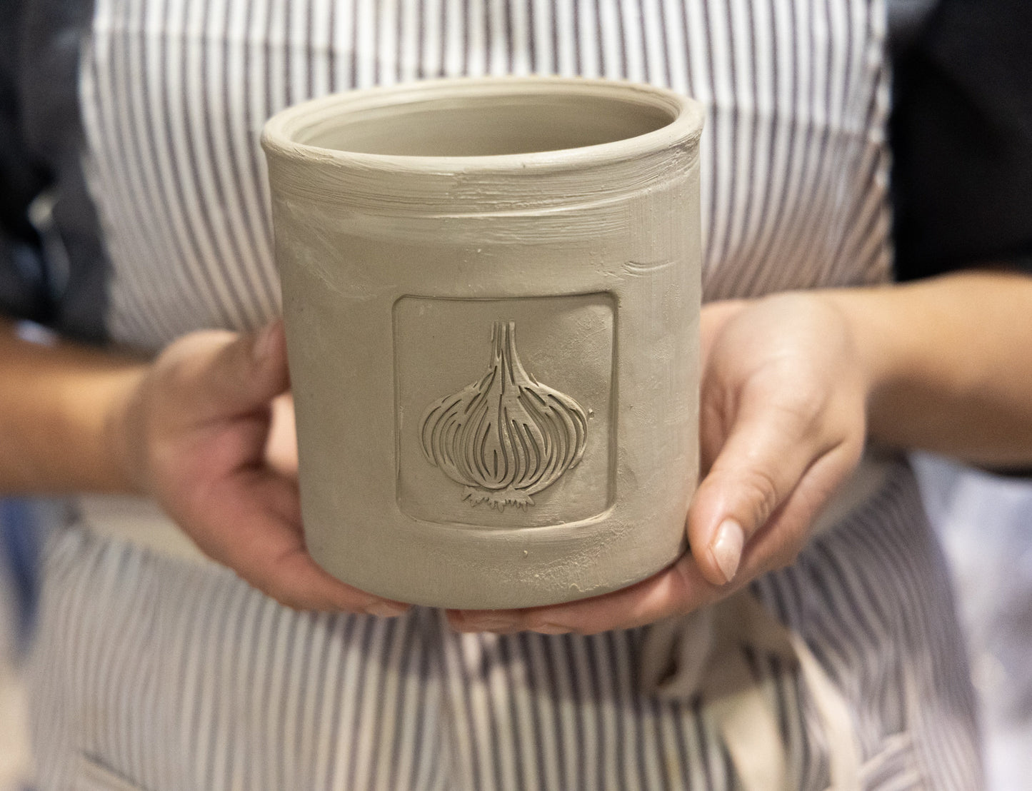 Garlic Keeper (Pick by Color) - Image 6 of 29 | Kitchenware