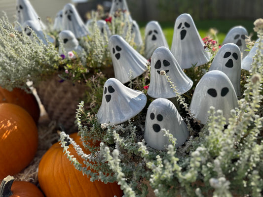 Ghostyz – Pick by Size (Single) - Image 3 of 6 | Garden Decor