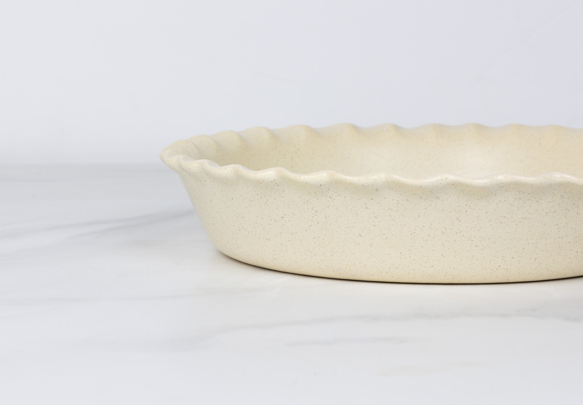 Pinched-Pie Dish-Standard-Color Egg Nog