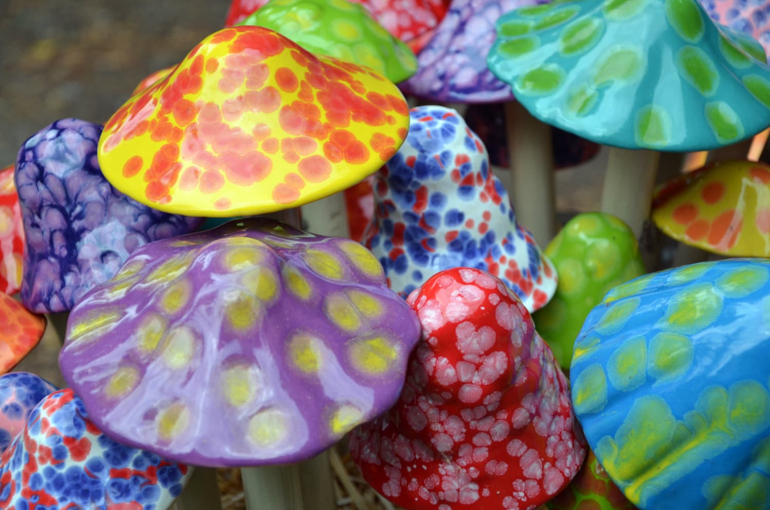 Shroomyz – Funtasmic Collection – Mint Burst - Image 6 of 7 | Garden Decor